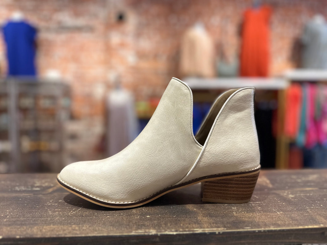 Vanish Boot