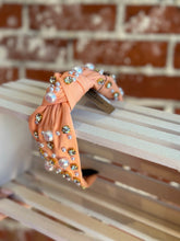 Load image into Gallery viewer, Pearls And Jewels Headband