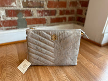 Load image into Gallery viewer, Ariana Quilted Crossbody